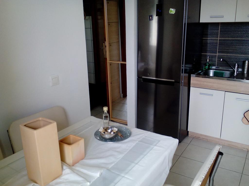 Erofili Apartments Souda Esterno foto